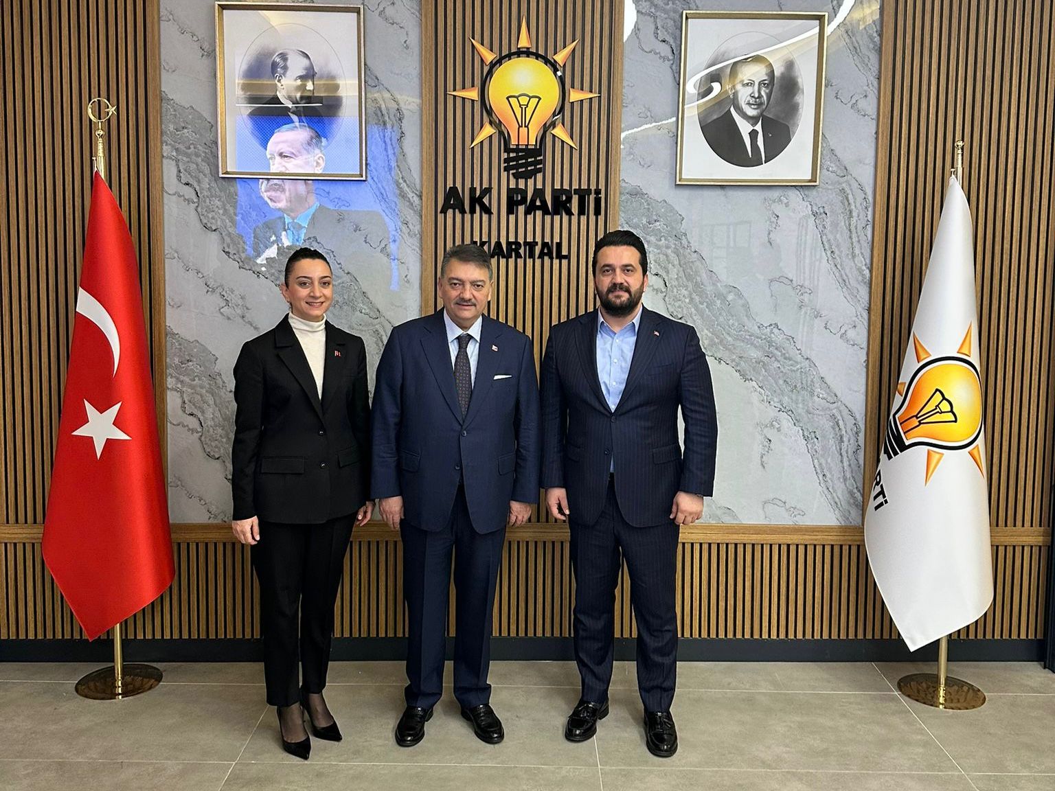 Genel Başkan Yardımcımız Ahmet Baha Öğütken’den Yeni İlçe Binamıza Hayırlı Olsun Ziyareti