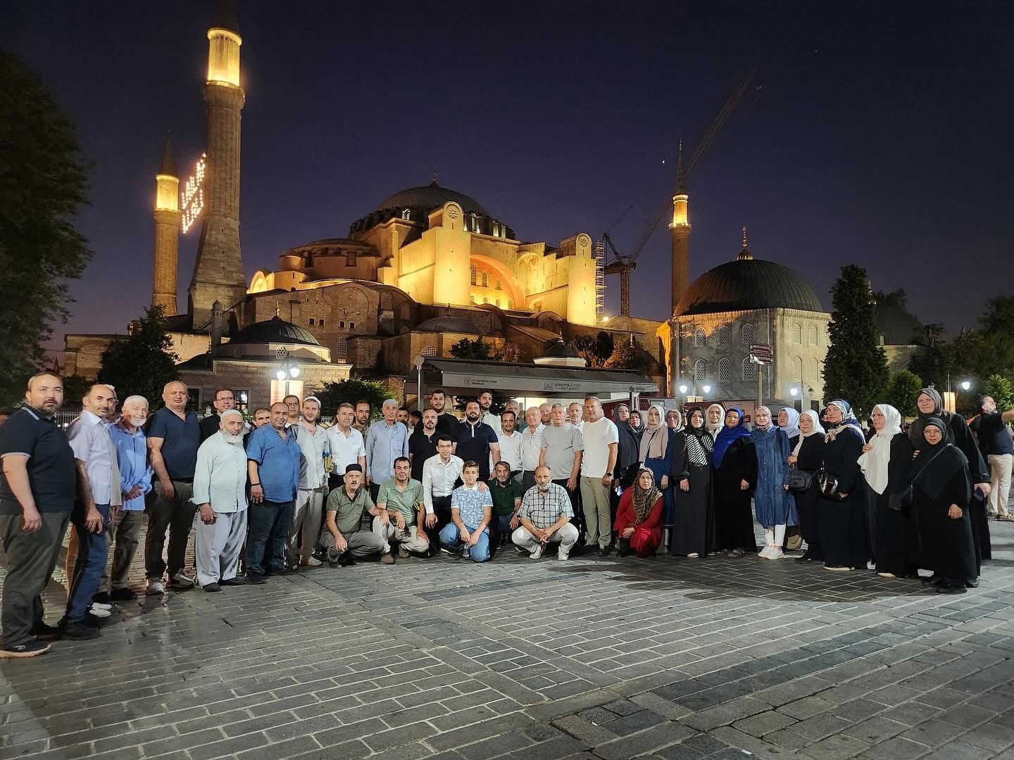 İlçe Başkanımız Sn. Haydar Göksoy ile Ayasofya’da Sabah Namazı Bereketi